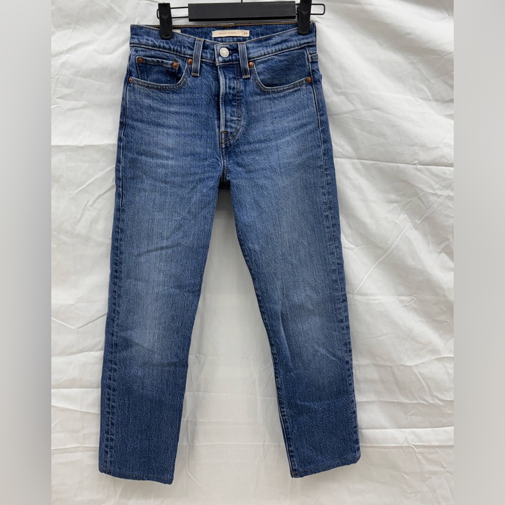 Levi’s Wedgie Straight Jeans